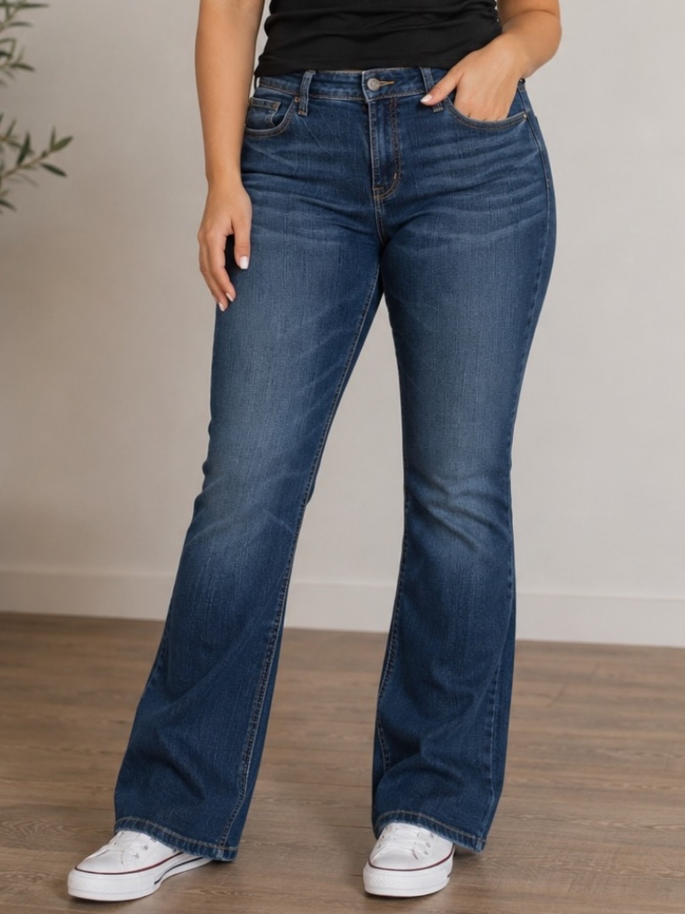 Silver Jeans Womens Size 34/34 Aiko Mid Straight Cowgirl Casual Capsule